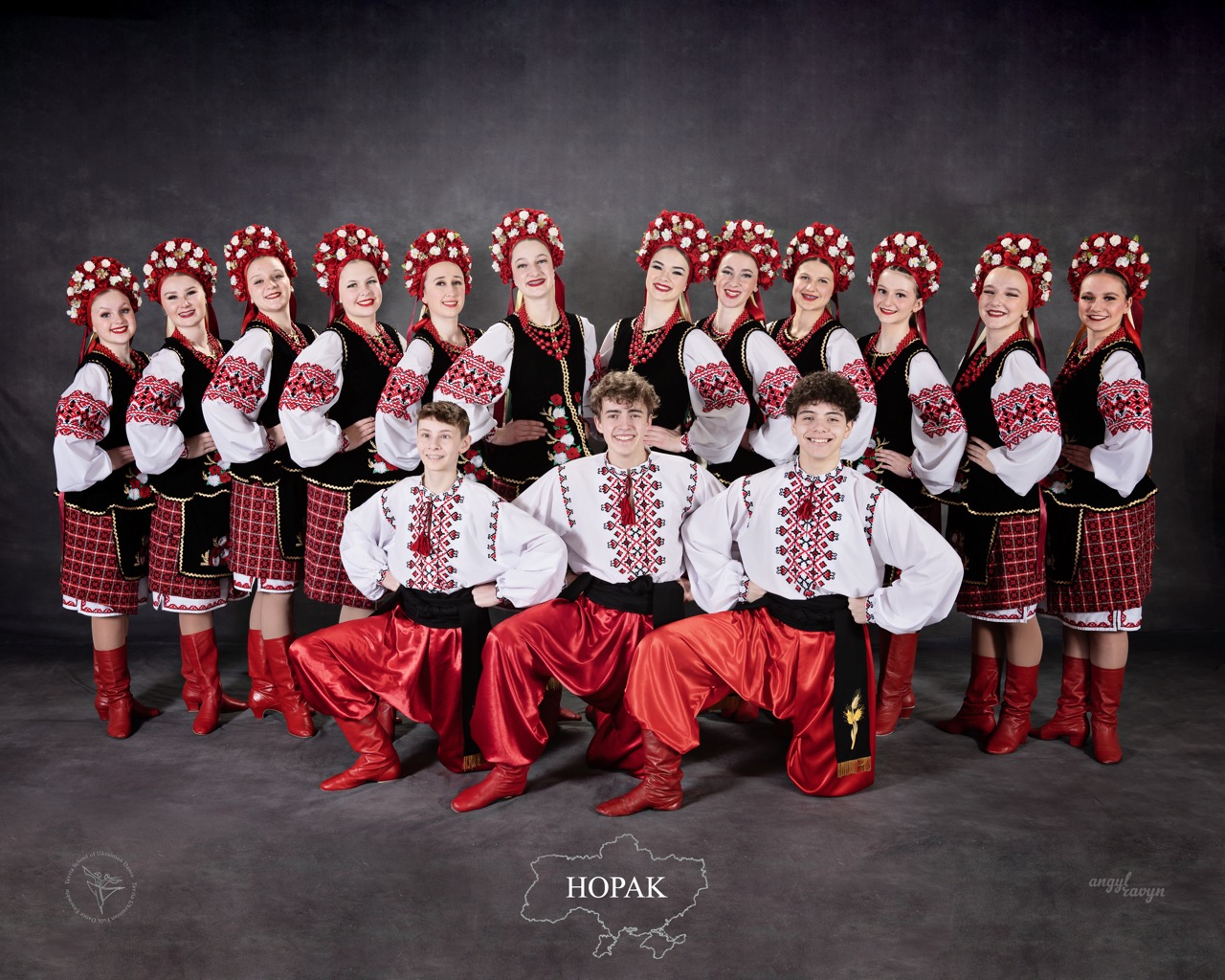 Home Page :: Tavria School of Ukrainian Dance powered by Uplifter